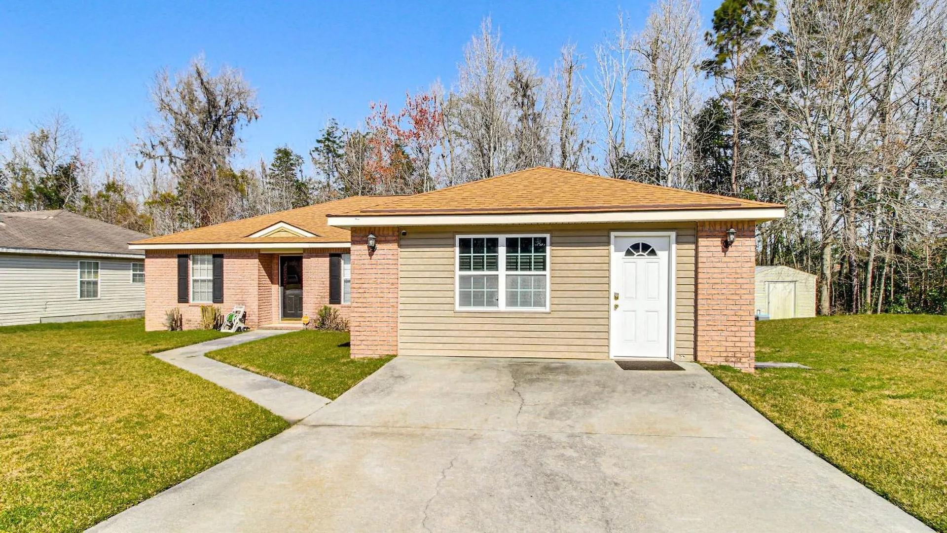 Holiday home 3 Mi To Hunter Army Airfield Home With Serene Deck Savannah